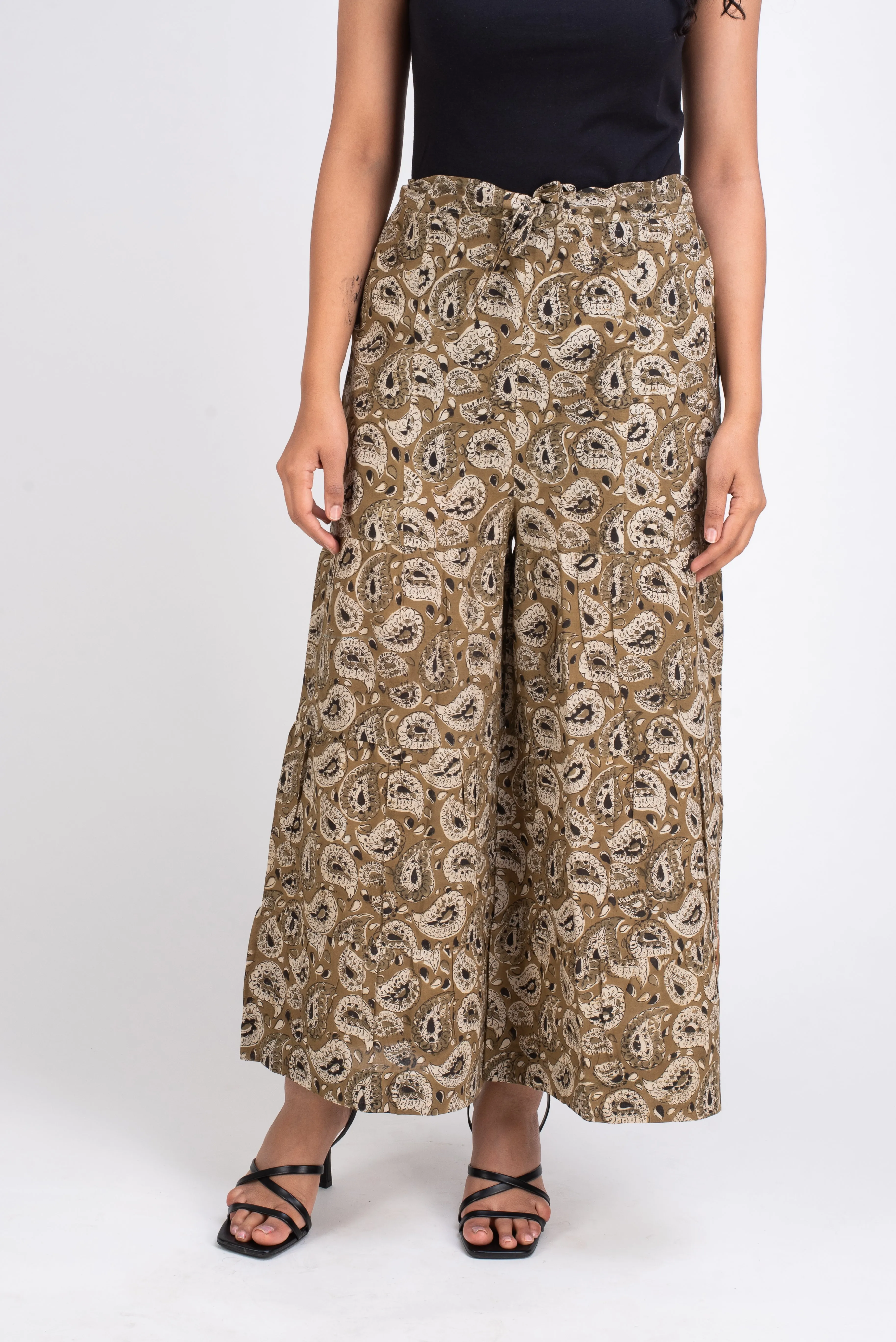 572-115  Whitelotus "Gypsy" Women's Pants