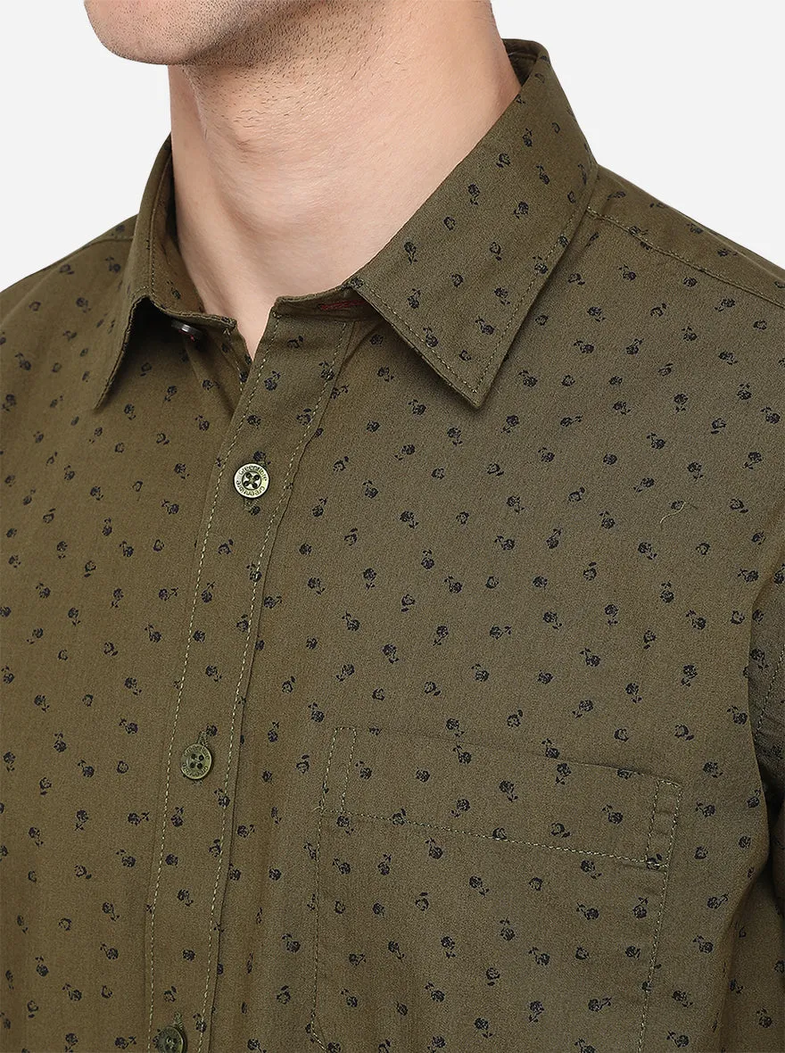 Green Printed Classic Fit Semi Casual Shirt | Greenfibre