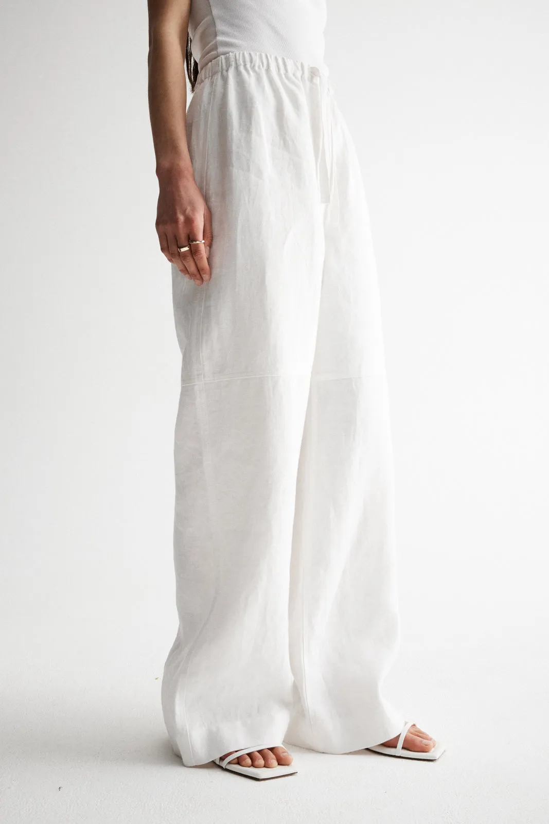 Leilani Pant White