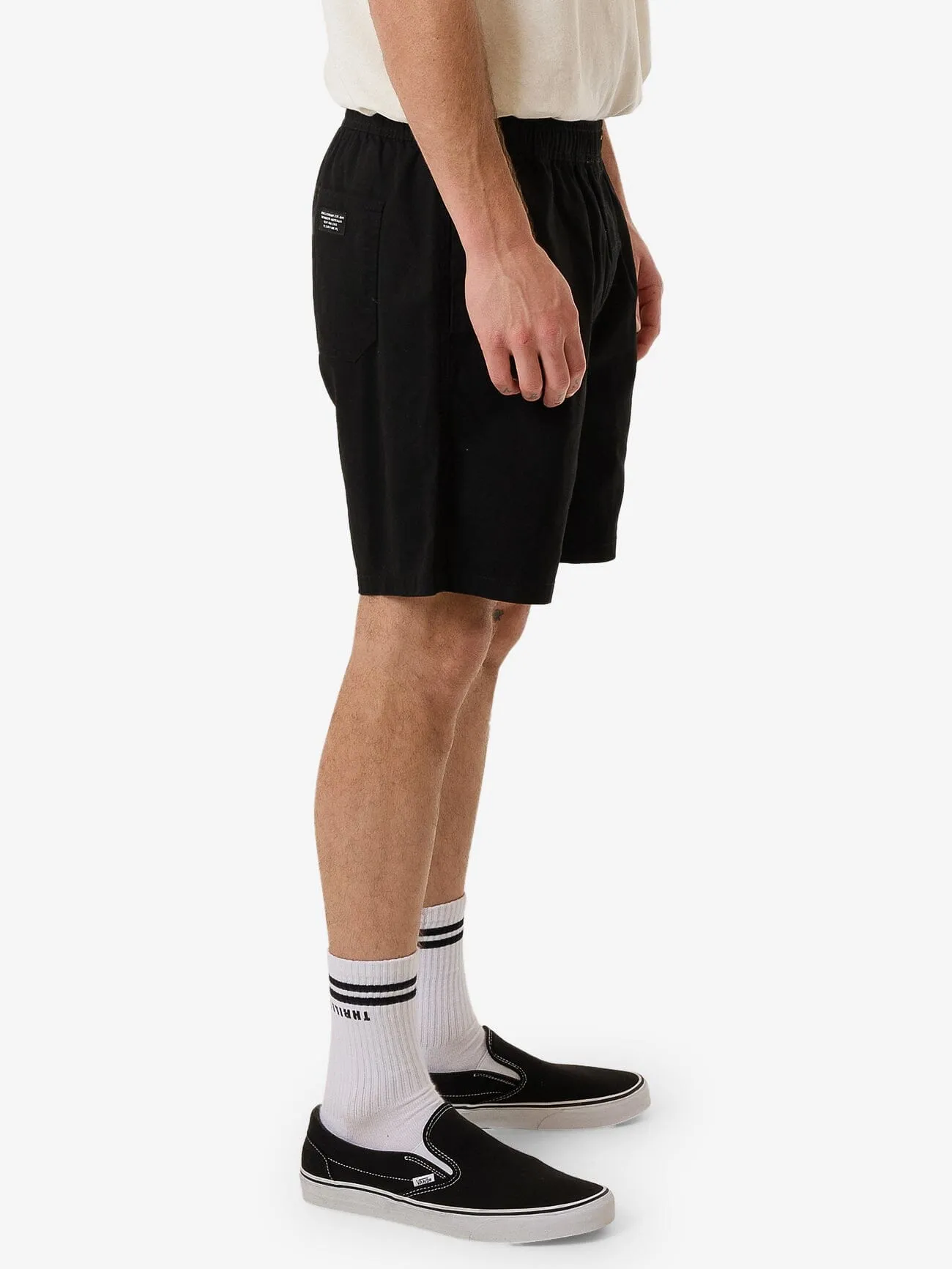 Minimal Thrills Work Volley - Black